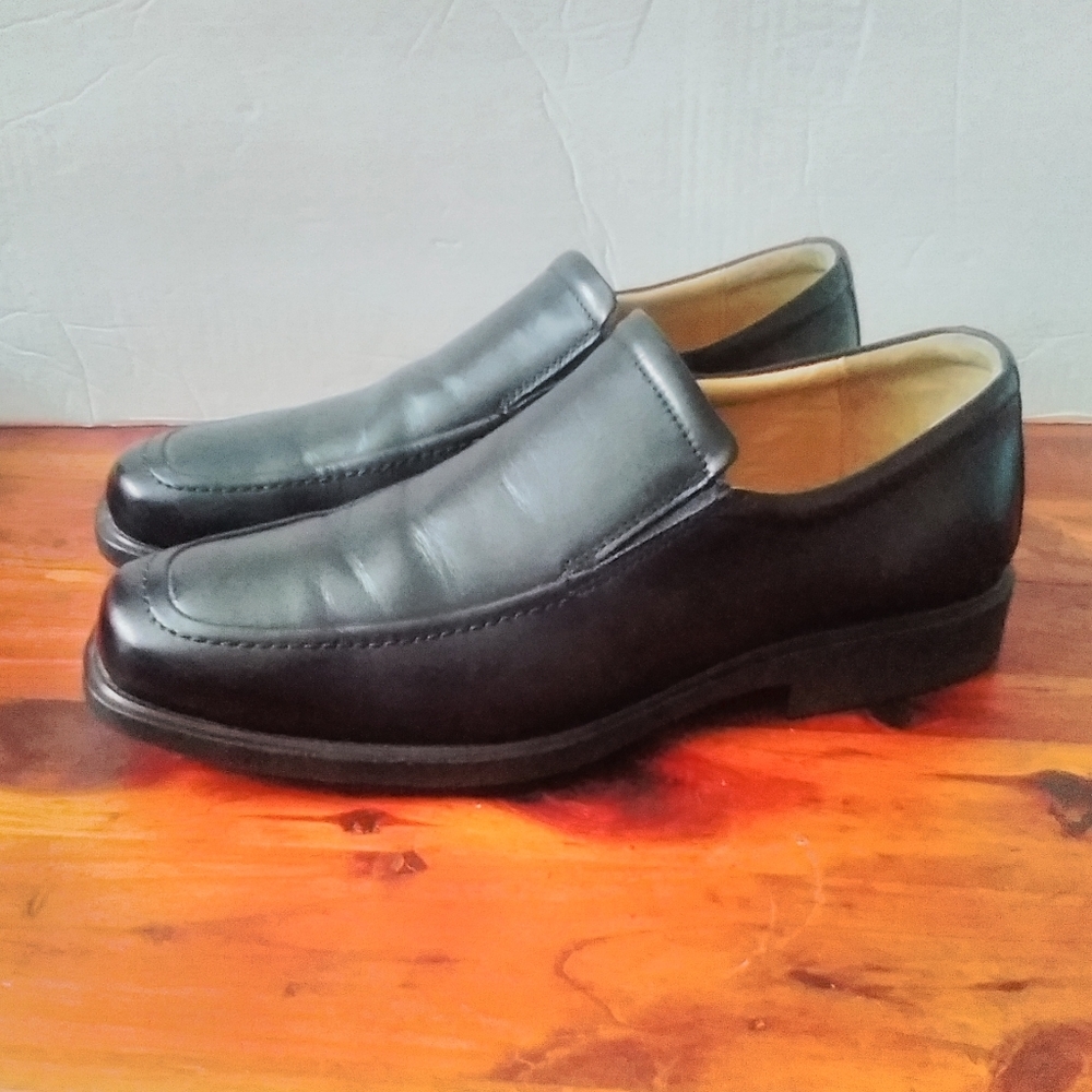 Johnston & Murphy Size 9.5W